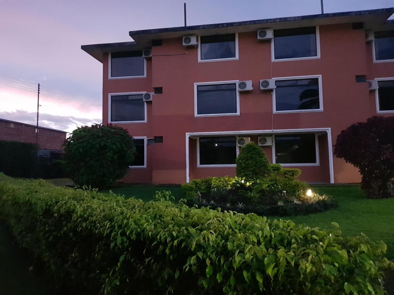 Gran Hotel De Lago - Lago Agrio Nueva Loja Exteriér fotografie