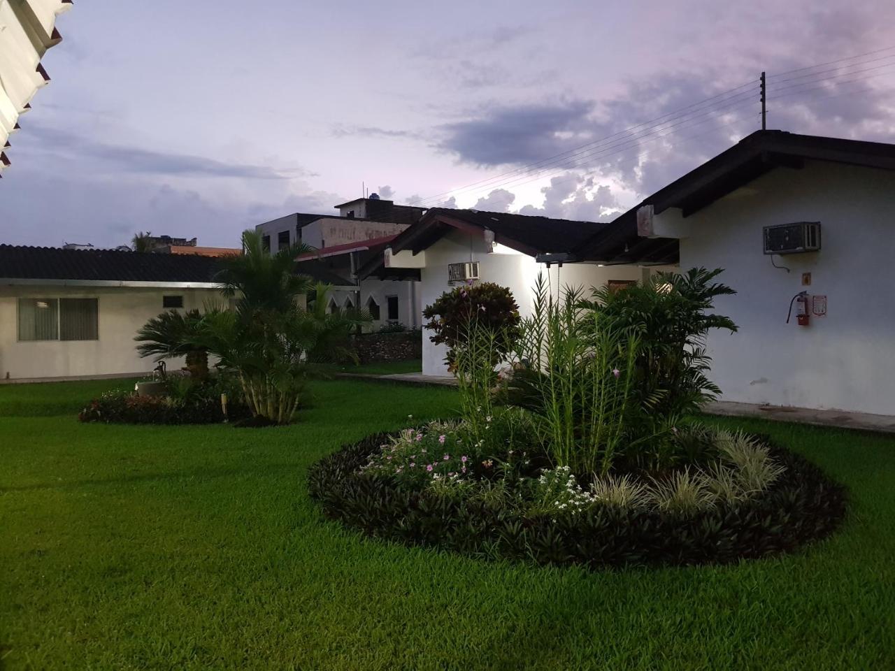 Gran Hotel De Lago - Lago Agrio Nueva Loja Exteriér fotografie