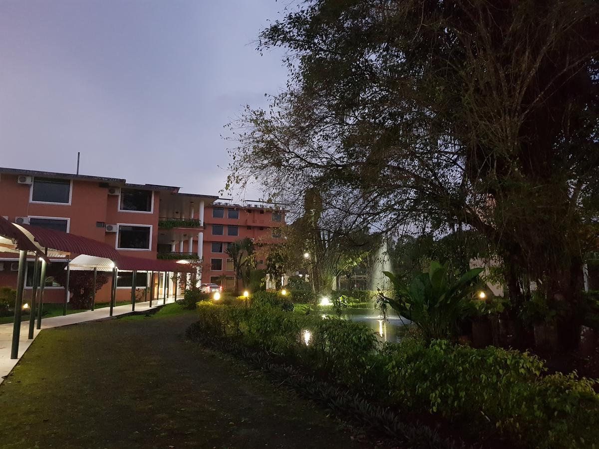 Gran Hotel De Lago - Lago Agrio Nueva Loja Exteriér fotografie