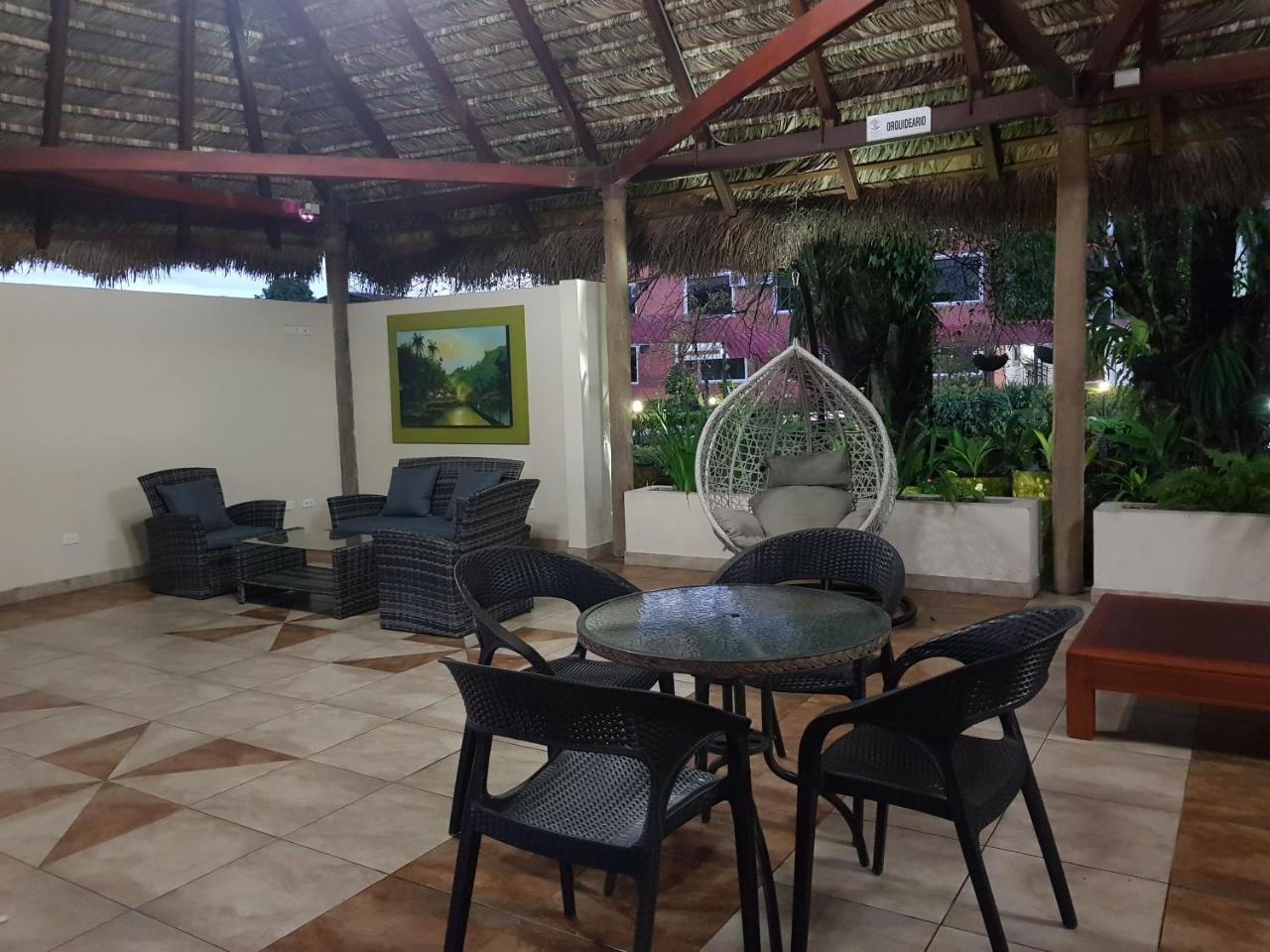 Gran Hotel De Lago - Lago Agrio Nueva Loja Exteriér fotografie